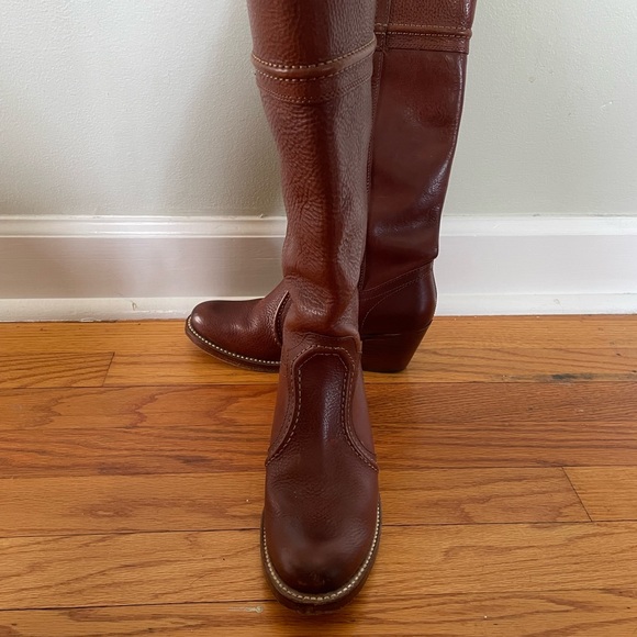 FRYE Jane brown leather tall boots size 6B - Picture 3 of 6